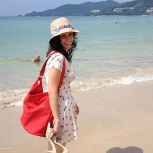 Meet your Posher, Anahita